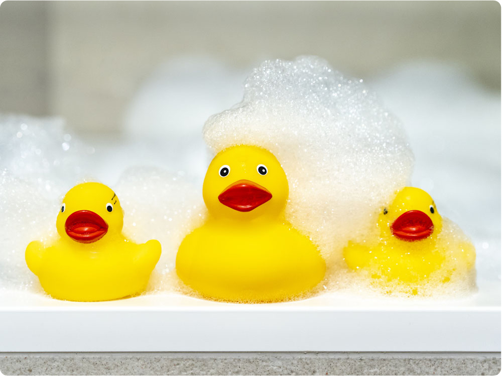 Jak wyczyścić zabawki do kąpieli dla dzieci? Domowe sposoby 