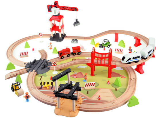  73 / 5 000 Wooden train for children, crane, Thomas the Friends station, set ZA4830