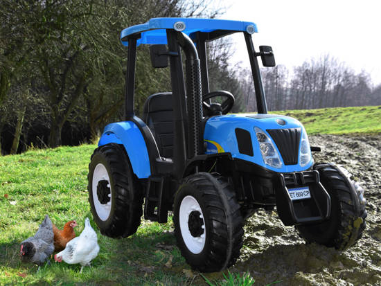 A powerful tractor for a 24V New Holland PA0267 battery