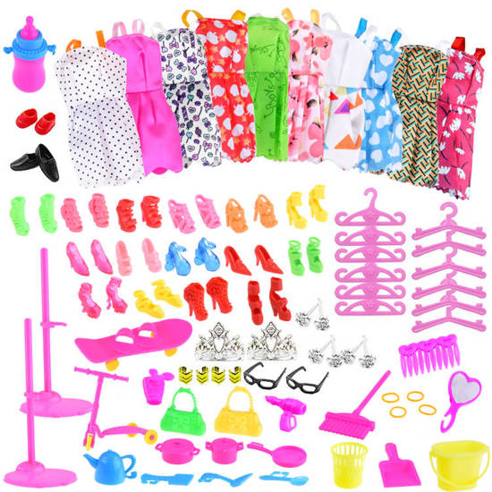 A set of dresses, shoes and accessories for dolls ZA4741