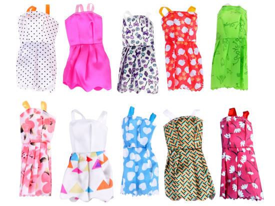 A set of dresses, shoes and accessories for dolls ZA4741