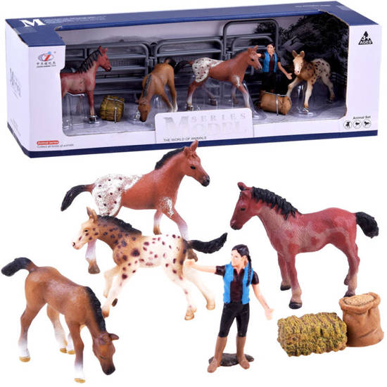 A set of figures at the horse stud farm ZA2993