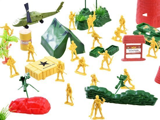 A set of soldiers, a figurine of a soldier military ZA3287