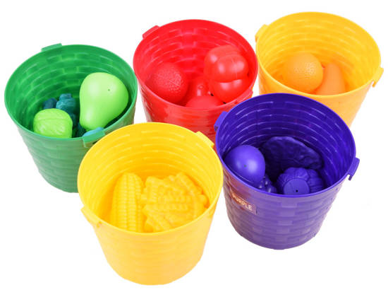 A set of vegetables and fruits in 35 pcs buckets ZA3837