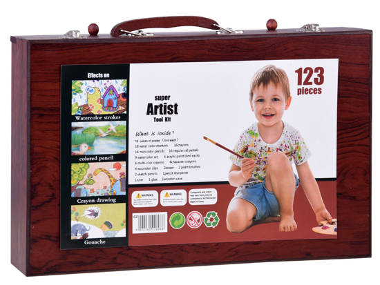 Art set wooden suitcase 123pcs AP0004