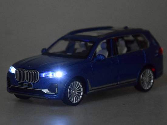 Auto Suv BMW X7 1:32 metal car ZA3756