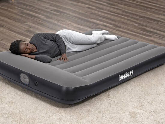 Bestway 2-person Tritech Inflatable Mattress Built-in USB Pump 191x137cm 671BR