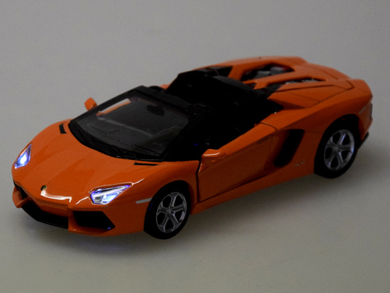 Car metal model Lamborghini Aventador Roadster 1:32 interactive ZA5053