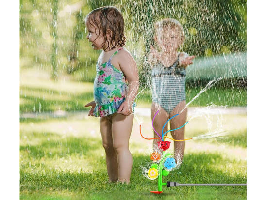 Cheerful flower water sprinkler for children ZA4282