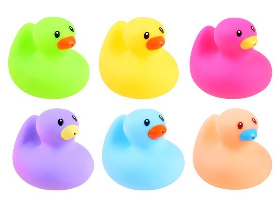 Colorful rubber ducklings. Fun in the bath ZA3351