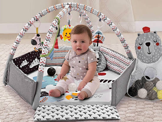 Contrasting mat with balls for babies ZA4424