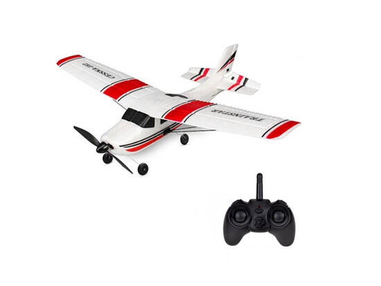 Flying light RC Airplane model Cessna 182 RC0654