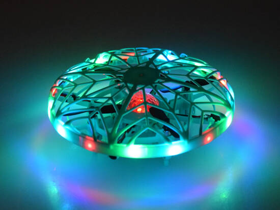 Hand-controlled flying disc drone with LED light RC0653