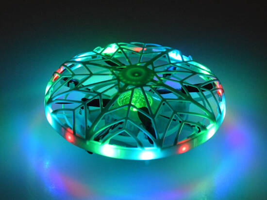 Hand-controlled flying disc drone with LED light RC0653