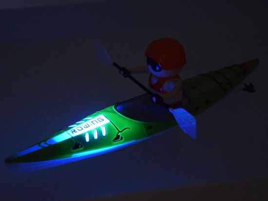 Illuminated Kayak with Rowing Remote Control Water Adventure RC0678