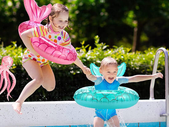 Inflatable swimming ring for a child Ring with fin 60cm SP0750