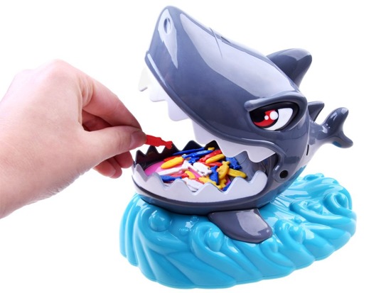 Interactive Game CRAZY SHARK fish eater GR0323
