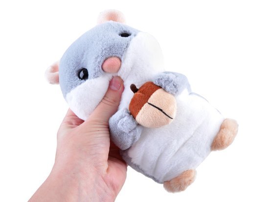 Interactive Hamster with an acorn says babble ZA3553