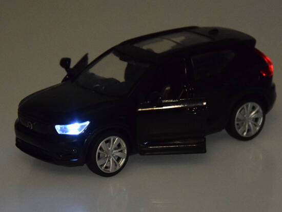 Metal car model Volvo XC40 Recharge scale 1:32 sounds light ZA4614