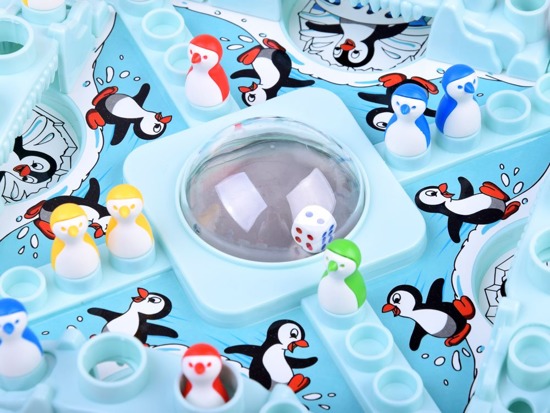 New Chinese Family Game Race Penguins GR0025