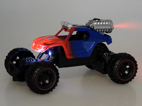 Remote controlled off-road car OFF-ROAD with remote control in 1:18 scale RC0676 CZ