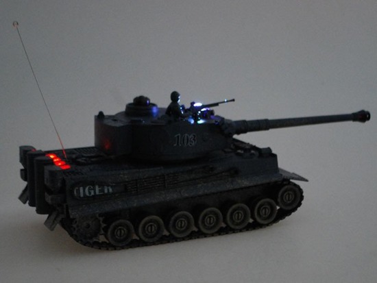 Tank BATTLE TANK TIGER 103 1/28 RC0375