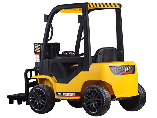 The car is powered by a battery FORKLIFT TRUCK with a remote control PA0255