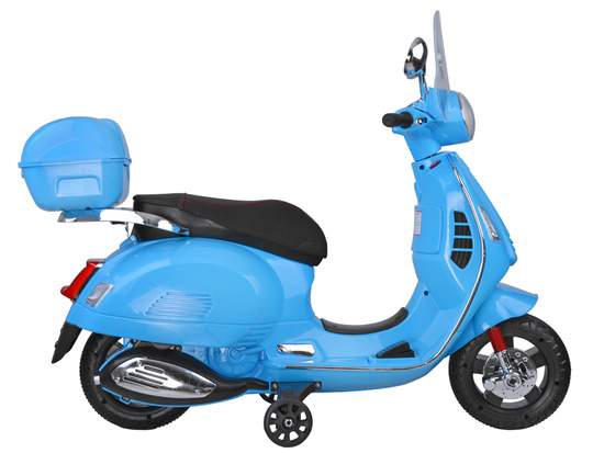 VESPA Vdream scooter with battery + remote control PA0274