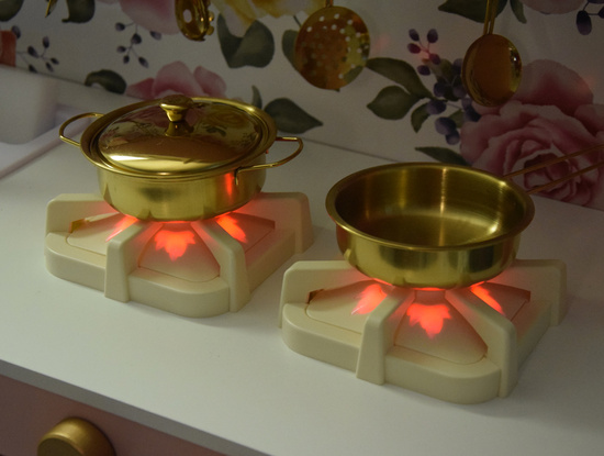 Wooden kitchen for children RÓŻANA - burner, sink, pots, accessories ZA5932