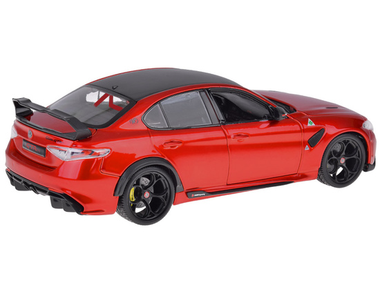 Alfa Romeo Giulia GTAm Quadrifoglio licensed red 1:18 ZA5991 model