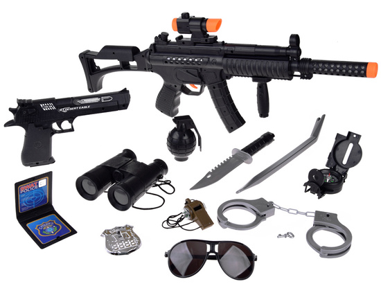 A set for the Police playing Policeman with a gun and handcuffs ZA4826
