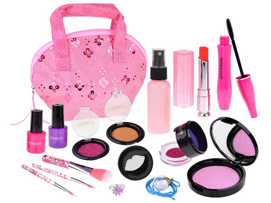 A cosmetic bag with great cosmetics Makeup set ZA4799
