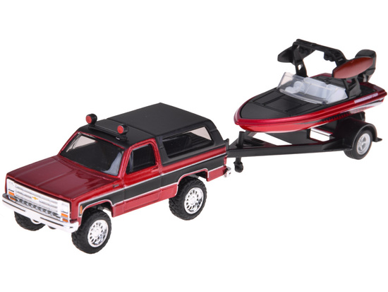 Maisto Licensed Metal car Chevrolet K5 Blazer + boat 1:64 ZA5964