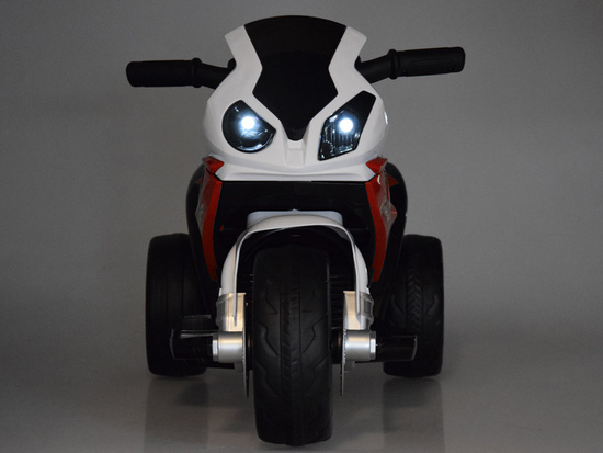 BMW battery-powered electric sports motorbike for children PA0311