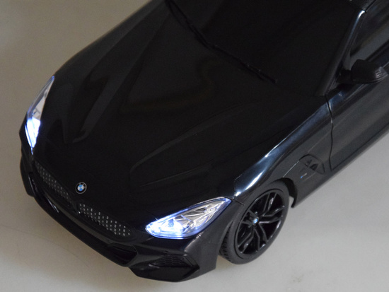 Auto sterowane BMW Z4 1:18 na pilota RASTAR RC0580