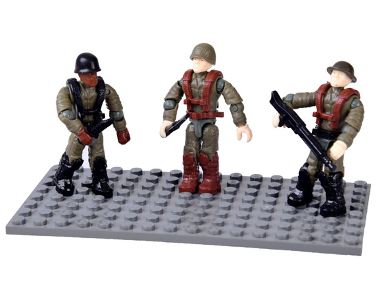 WWII soldier figures, model to assemble, 28 pieces, ZA5723