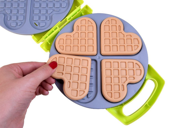 Waffle Kit + Art. food dishes ZA 2401