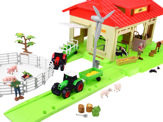 FARM ANIMALS SERIES Large farm + tractor and animals 125pcs ZA4823