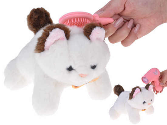 A soft CAT with a heartbeat effect and bendable paws in a ZA5593 backpack