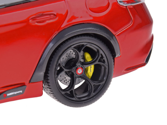 Alfa Romeo Giulia GTAm Quadrifoglio licensed red 1:18 ZA5991 model
