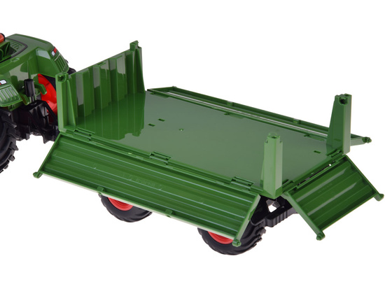 Remote controlled tractor with trailer + hay bales tractor driver RC0717