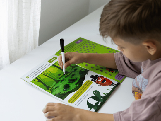 Captain Science Scribblers Learn About Poland KS1196