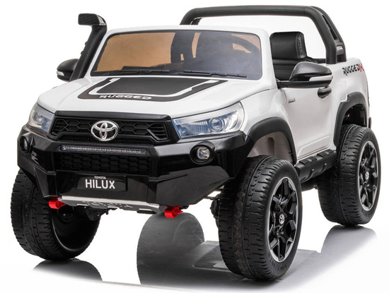 The car is powered by a large Toyota Hilux 2-person battery PA0250