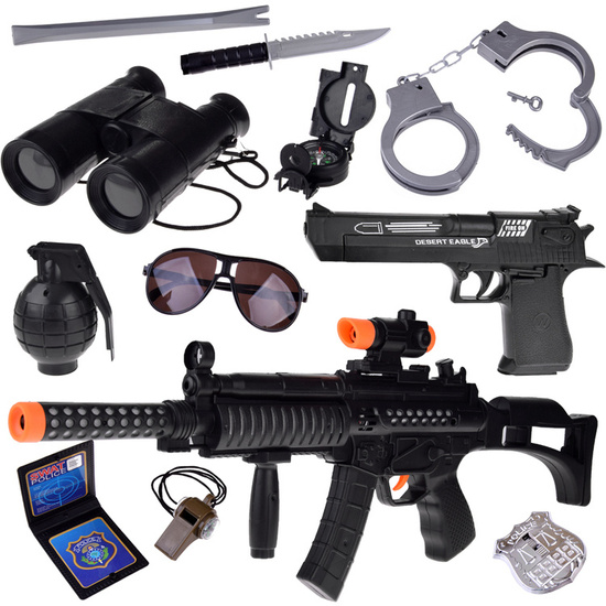 A set for the Police playing Policeman with a gun and handcuffs ZA4826