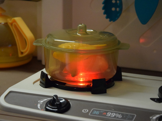 interactive brown kitchen for children + effects: light and sound pair ZA5766