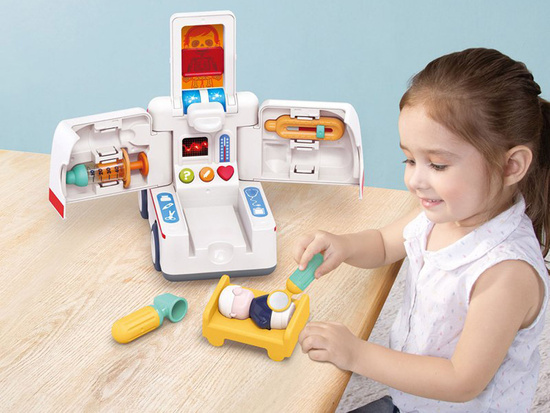 Toy car Ambulance interactive patient ZA4540