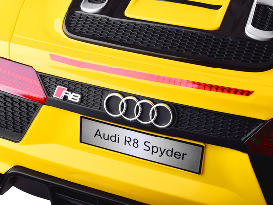 A large car for the AUDI R8 Spyder  battery PA0182