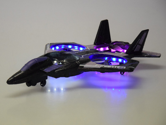 Zdalnie sterowany dron combat -pojazd latający+kolorowe diody RC0704 NI