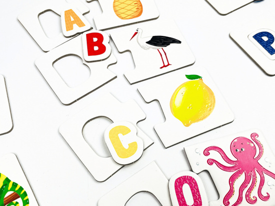 Kapitan Nauka Puzzle sensoryczne Literki - dotykam, układam i uczę się ZA6086