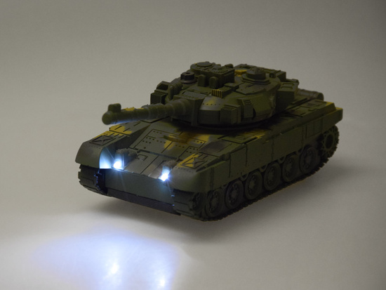 RC Tank with Remote Control, Rotating Turret, Lights, Realistic Sounds RC0728